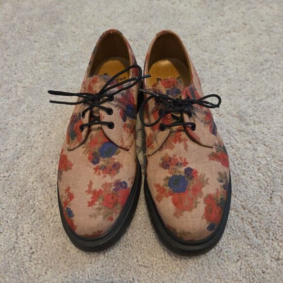 Dr. Martens Shoes - NWOT DR MARTENS BLACK FLORAL 3 EYE OXFORD SHOES SIZE 6UK/8US RARE VINTAGE
